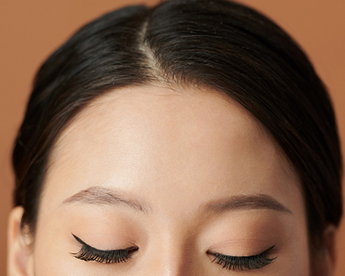 目尻・額・眉間のしわ