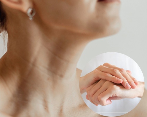 首のしわ、手のしわ